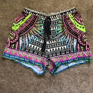 Small Flying Tomato Shorts